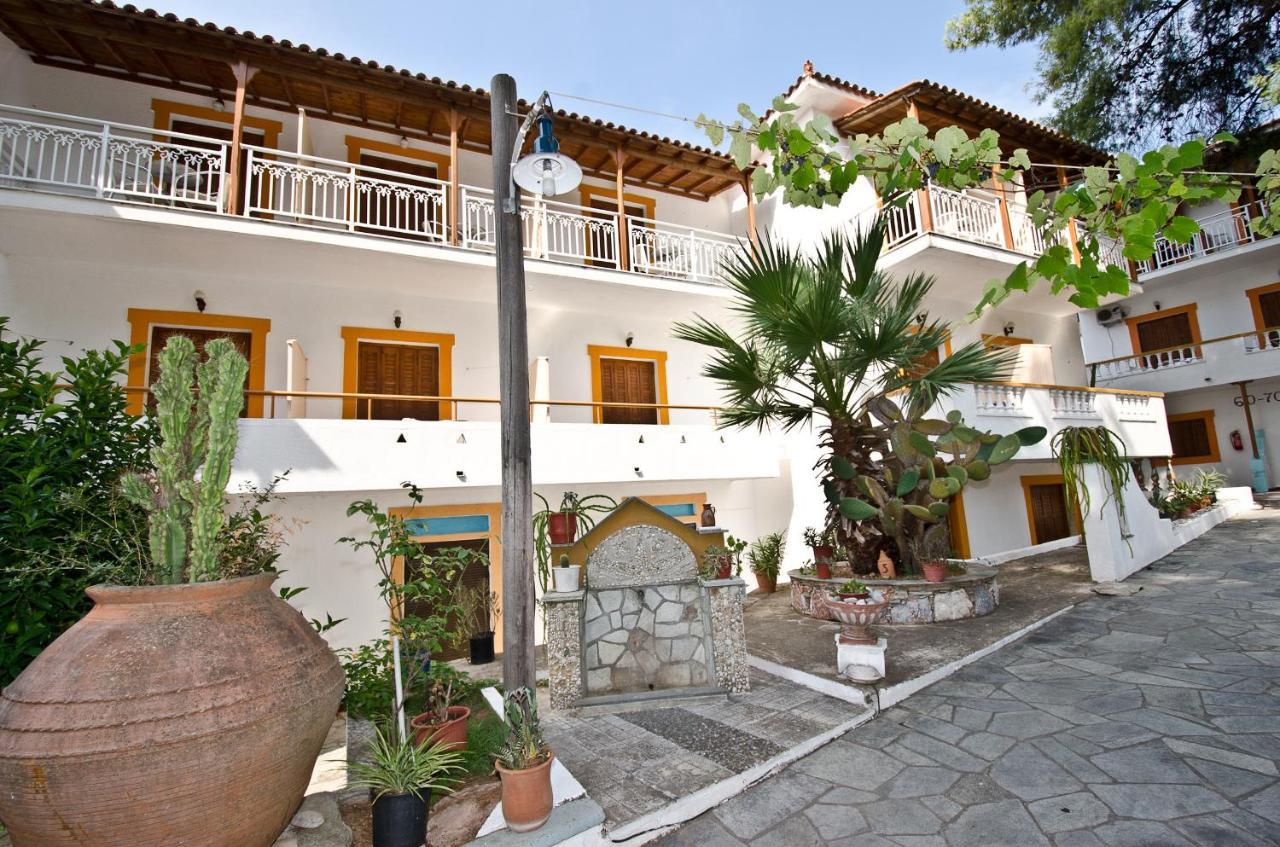 Zaneta Hotel & Apartments Neo Klima Exterior foto